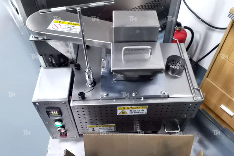 Máquina pelacables