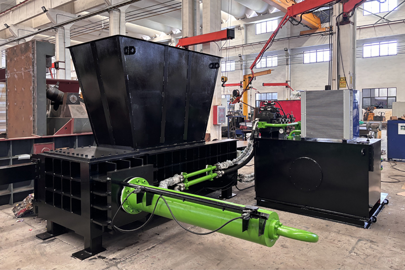 Scrap Baler Machine-01