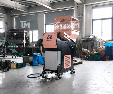 Hydraulic Mobile Car Baler-02